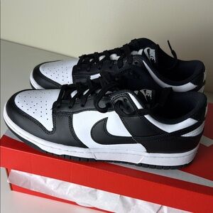 Nike Nike Dunk Low Men's Black and White Sneakers Panda